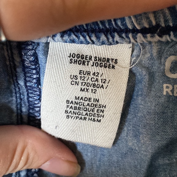 Jogger Jean Style Shorts - Picture 3 of 4